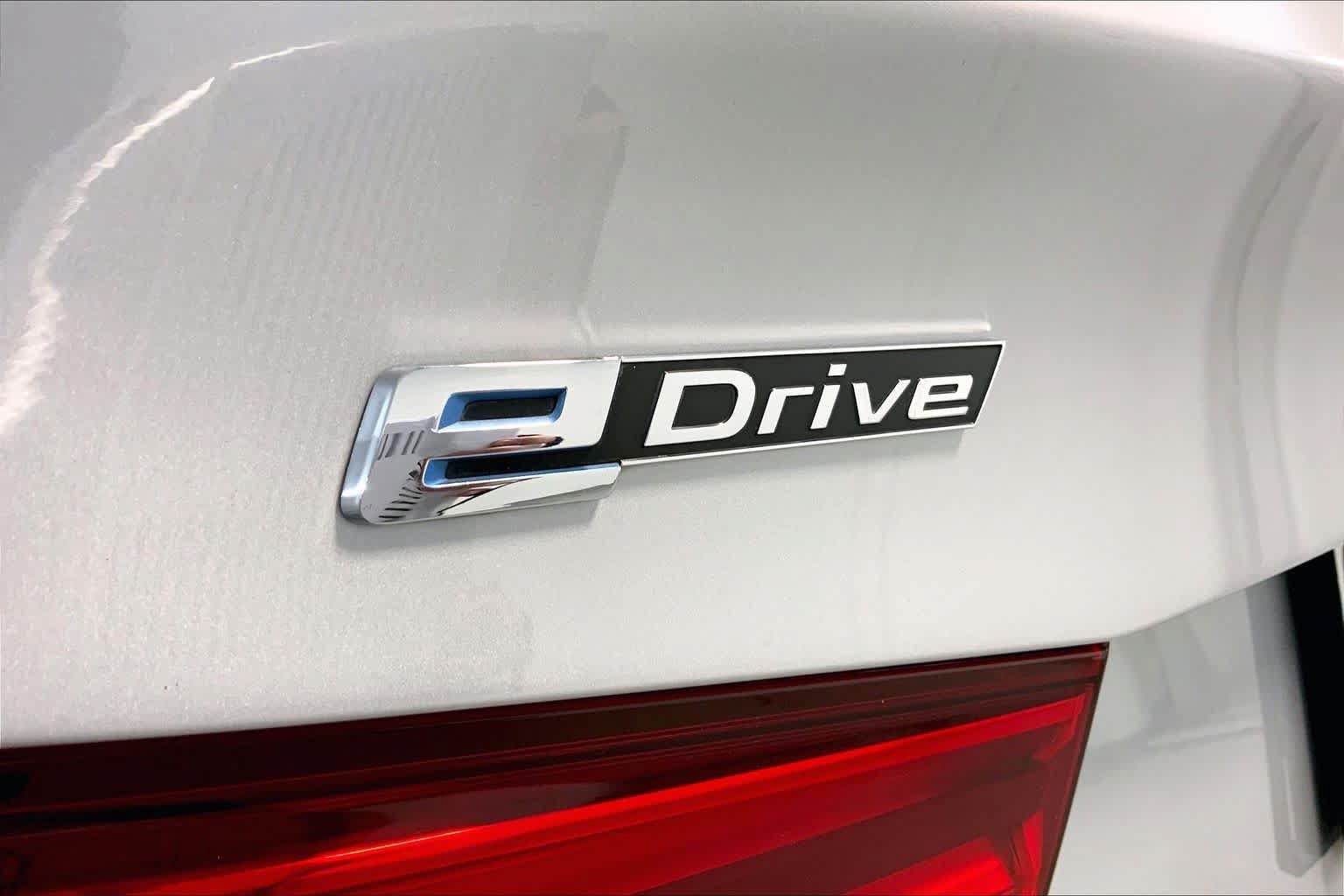 Used 2016 BMW X5 xDrive40e AWD/4WD image 9