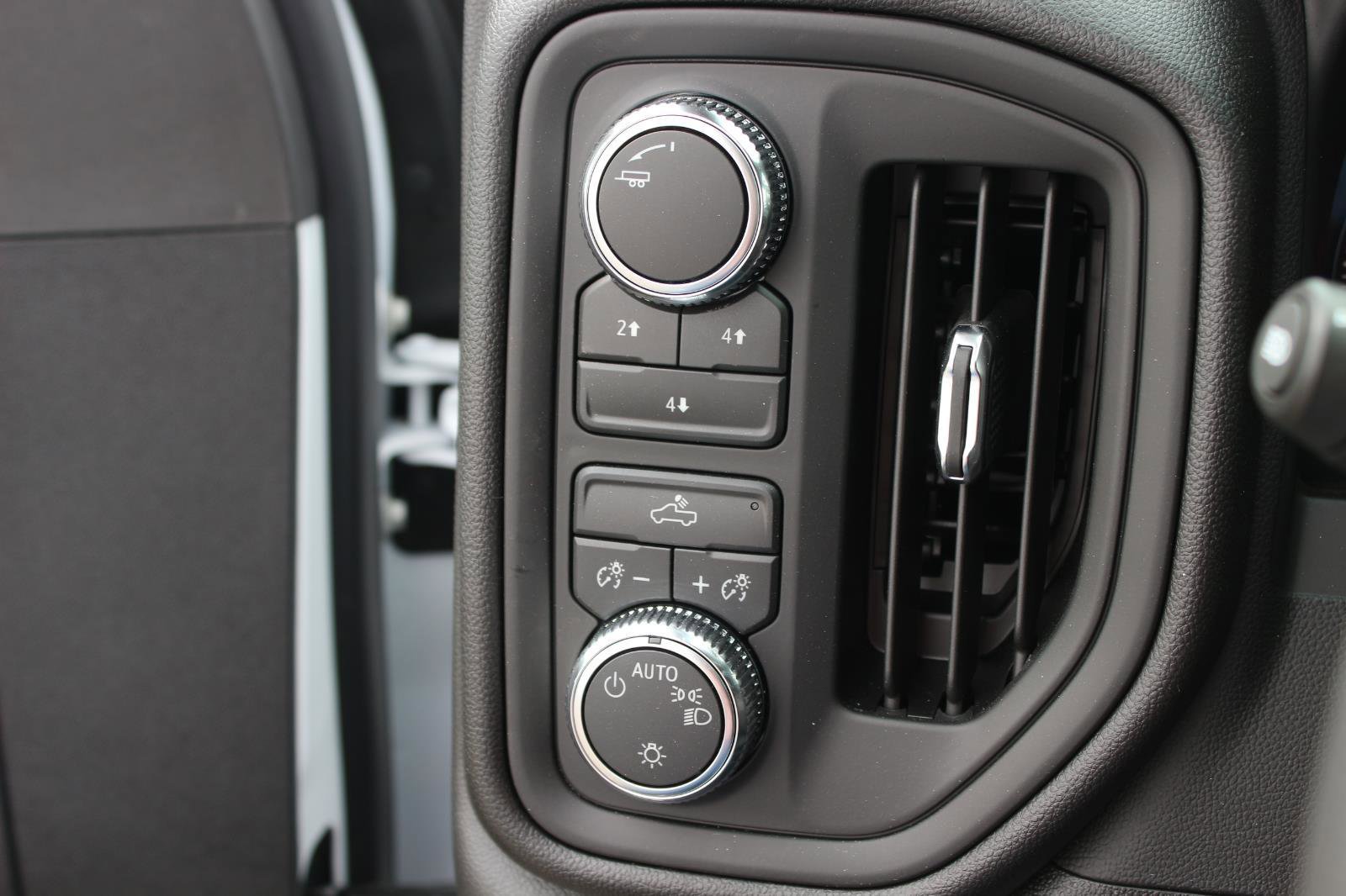 New 2026 GMC Sierra 3500 Pro w/ Convenience Package image 20