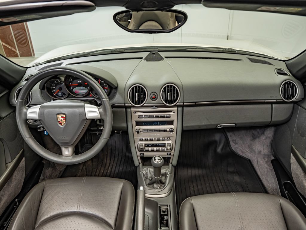 Used 2005 Porsche Boxster RWD image 6