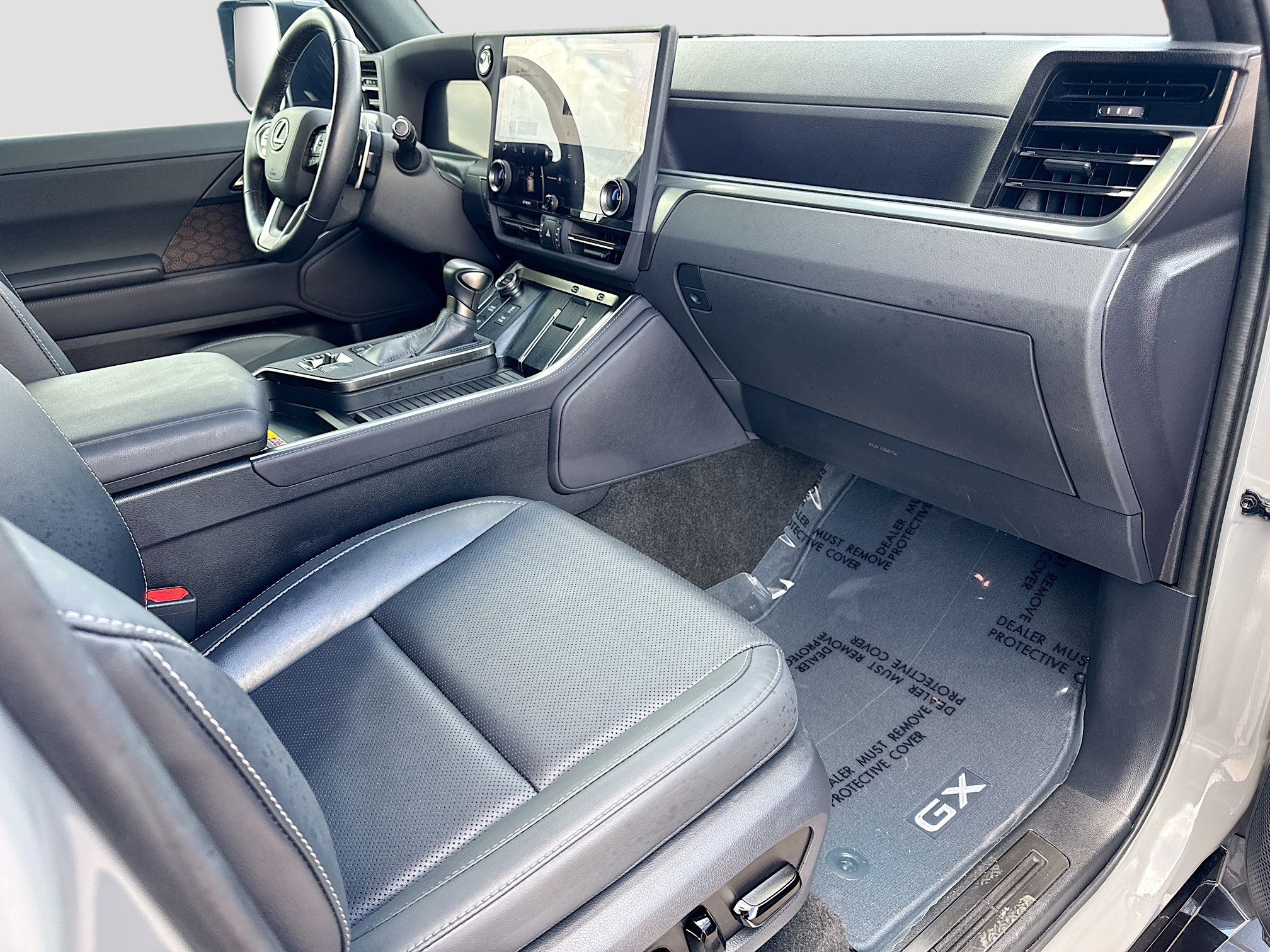 Used 2024 Lexus GX 550 w/ Accessory Package (Z1) image 14