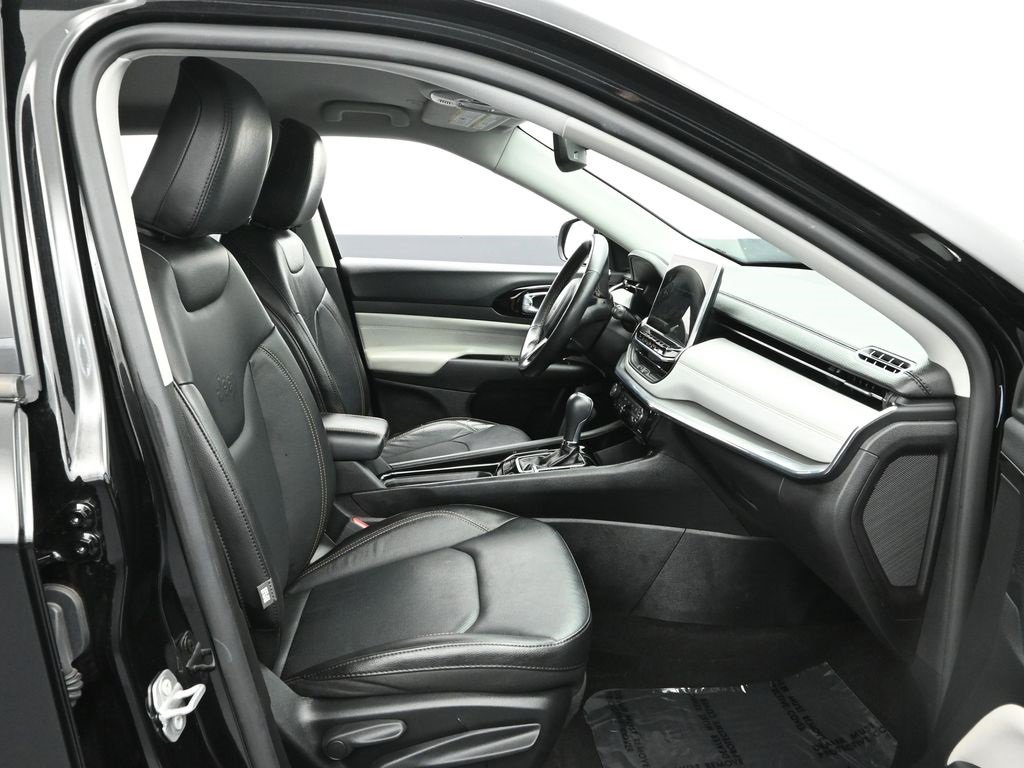 Certified 2022 Jeep Compass Limited image 18