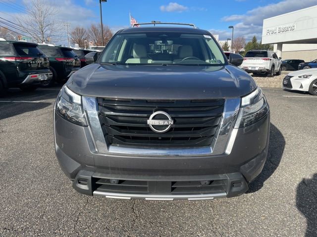 Certified 2023 Nissan Pathfinder SL image 9