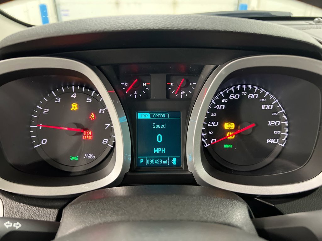 Used 2017 Chevrolet Equinox LT w/ Convenience Package AWD/4WD image 12