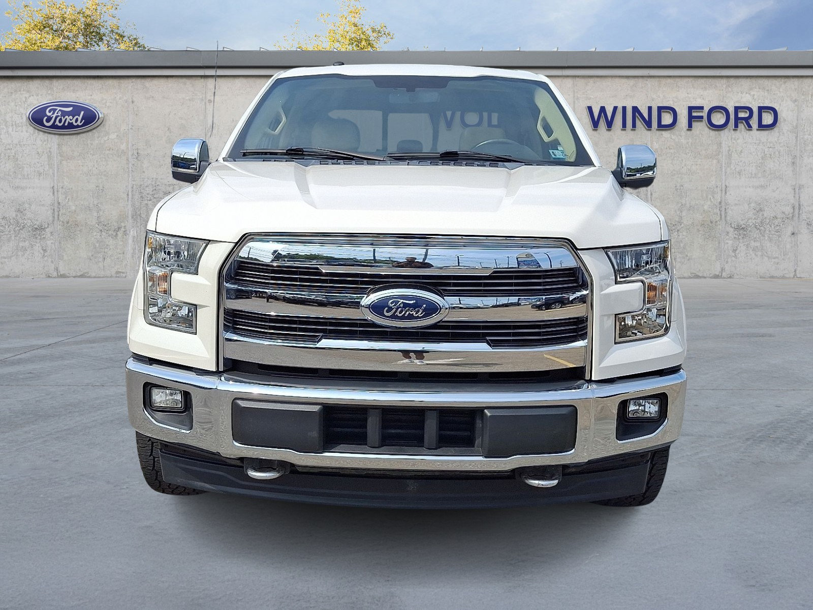Used 2017 Ford F150 Lariat AWD/4WD image 2