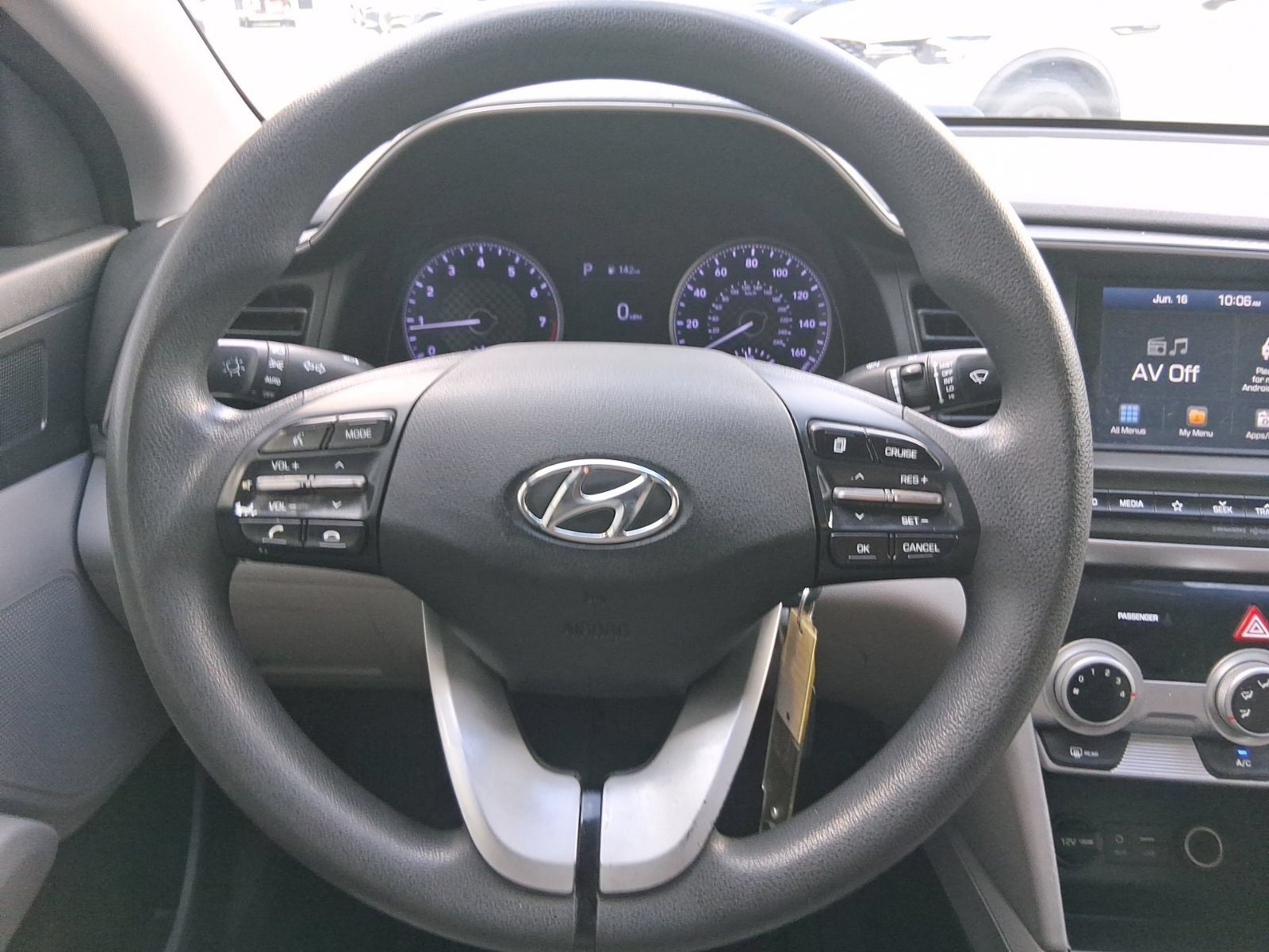 Used 2019 Hyundai Elantra SEL FWD image 22