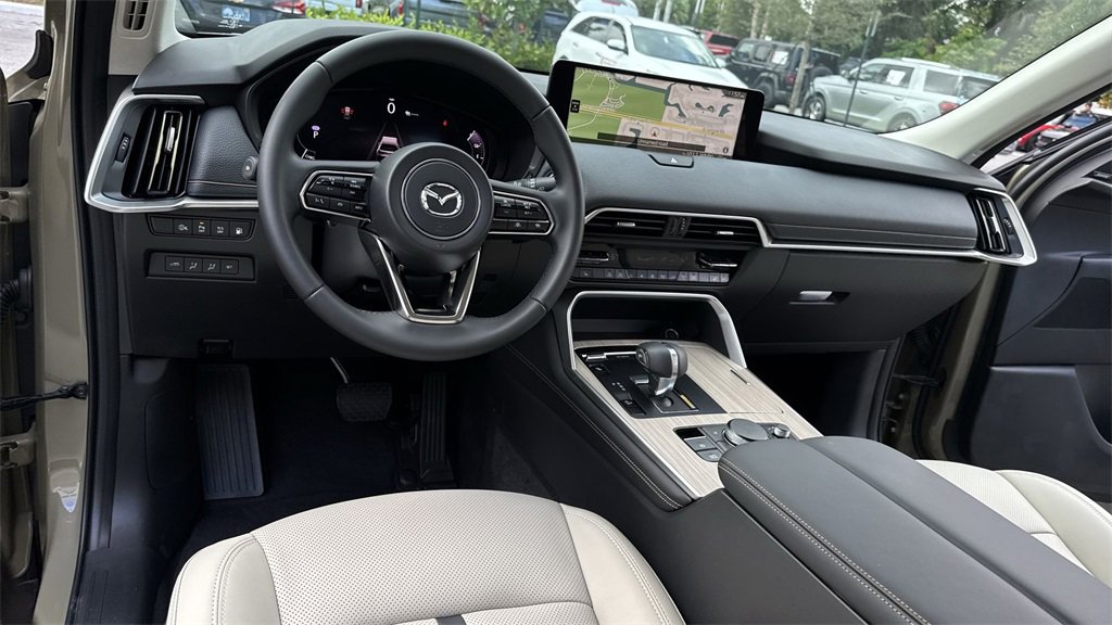 New 2025 MAZDA CX-70 Plug-In Hybrid w/ Premium Pkg image 36