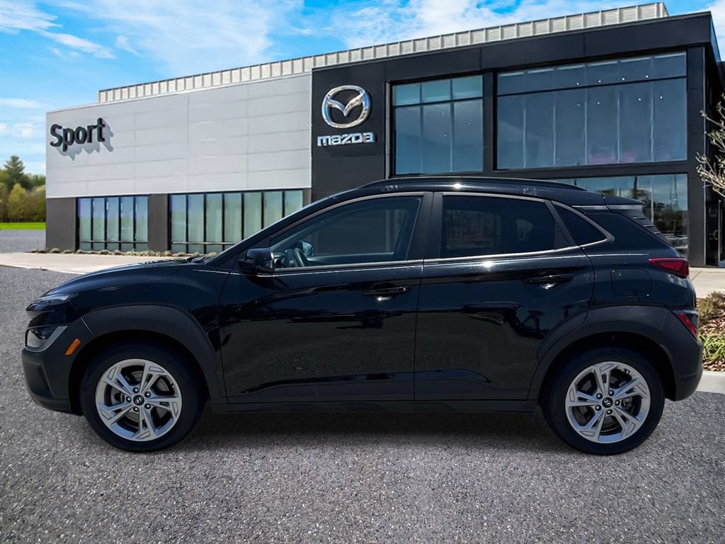 Used 2023 Hyundai Kona SEL w/ Cargo Package AWD/4WD image 6