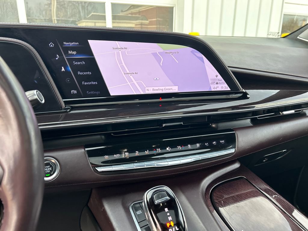 Certified 2023 Cadillac Escalade Sport Platinum w/ LPO, ONYX Package image 25