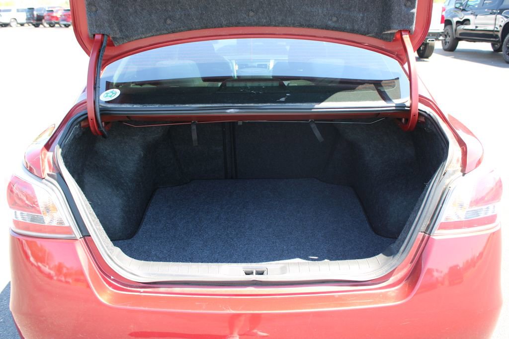 Used 2015 Nissan Altima 2.5 S w/ Power Driver Seat Package image 13