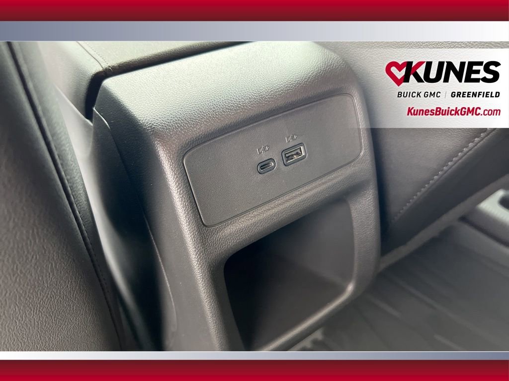 New 2026 Buick Envista Preferred w/ Convenience I Package FWD image 37