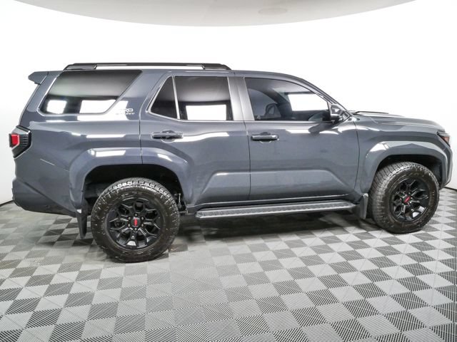 Used 2025 Toyota 4Runner TRD Sport Premium AWD/4WD image 2