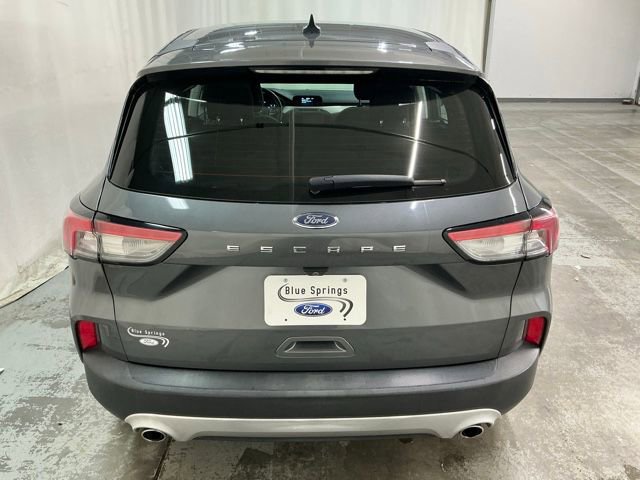 Used 2022 Ford Escape S image 4