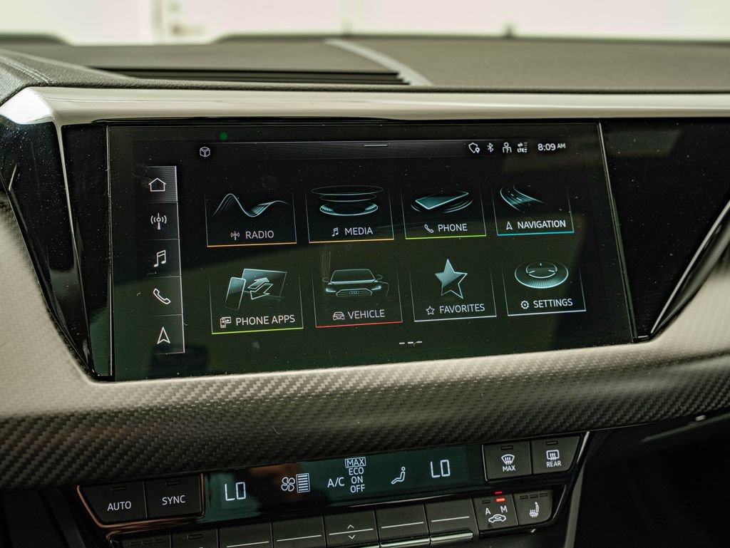 Used 2023 Audi e-tron GT Prestige AWD/4WD image 25