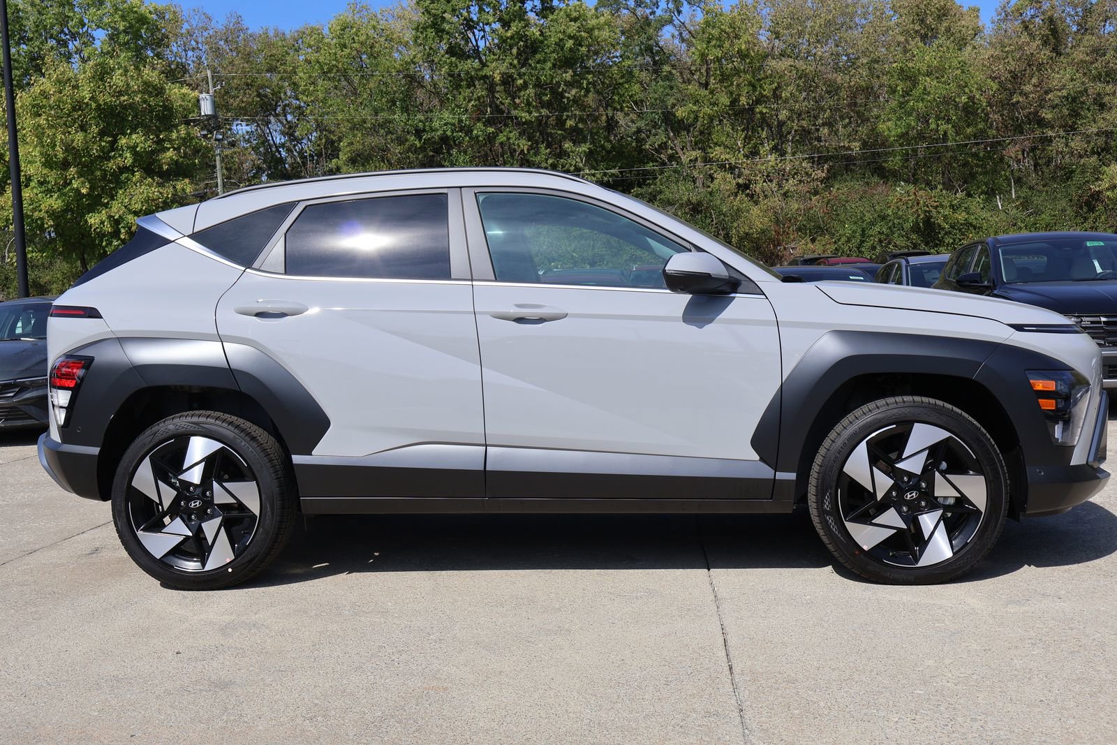 New 2026 Hyundai Kona Limited image 4