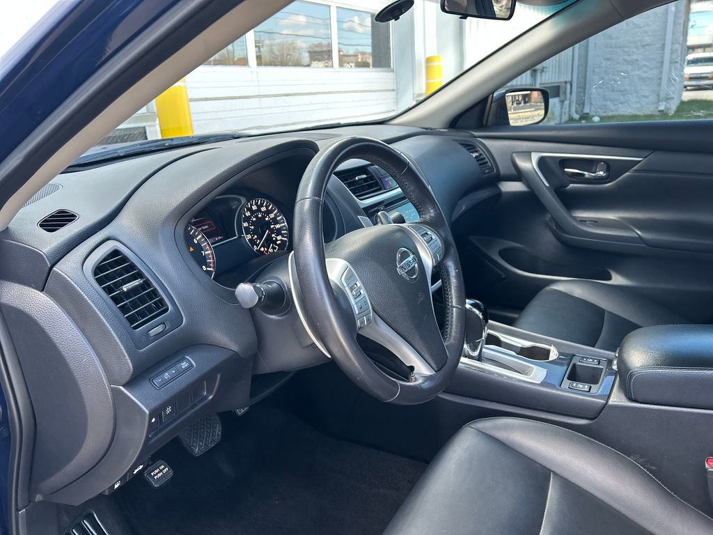 Used 2018 Nissan Altima 2.5 SR w/ SR Special Edition image 11