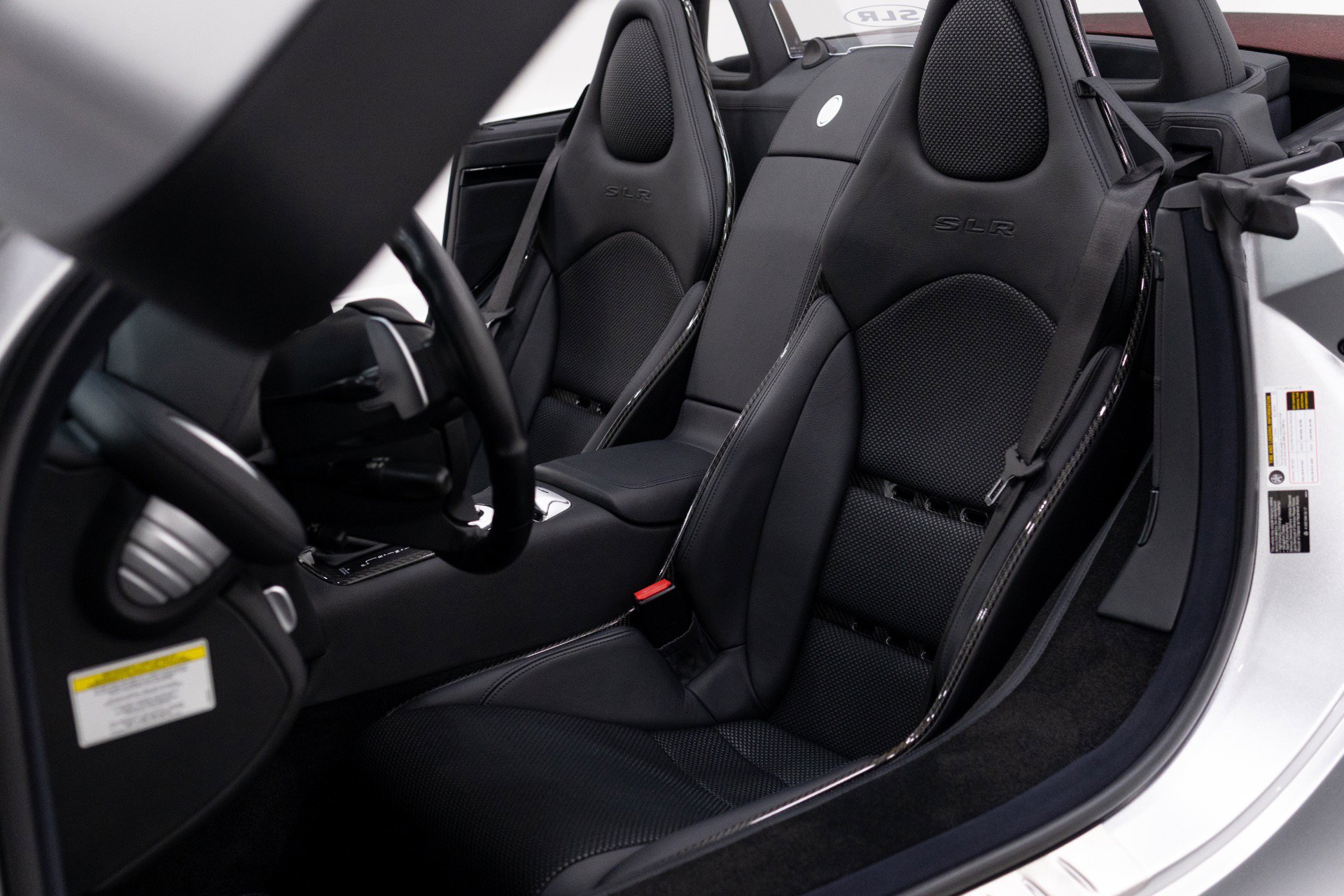 Used 2009 Mercedes-Benz SLR image 46