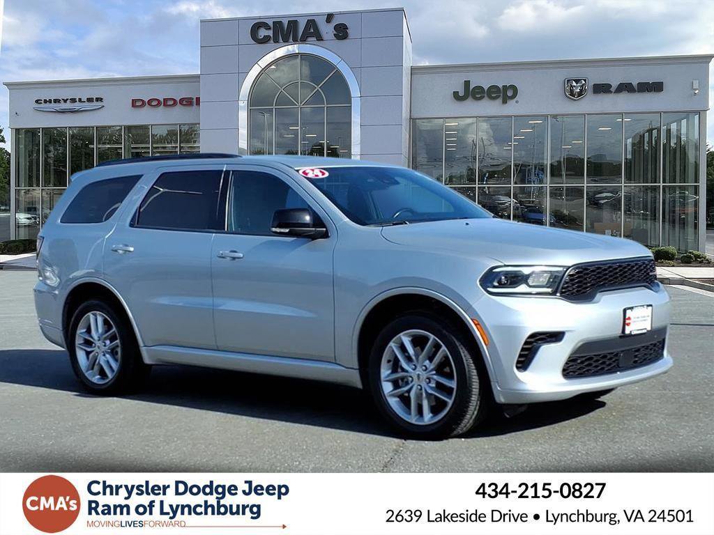 Used 2024 Dodge Durango GT image 1