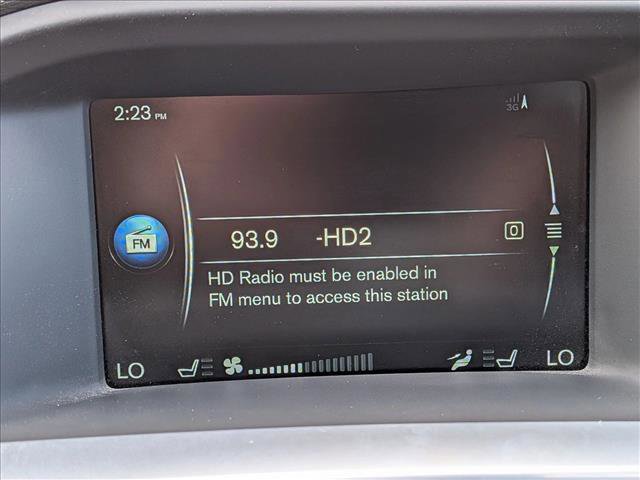 Used 2016 Volvo V60 T5 Premier FWD image 13