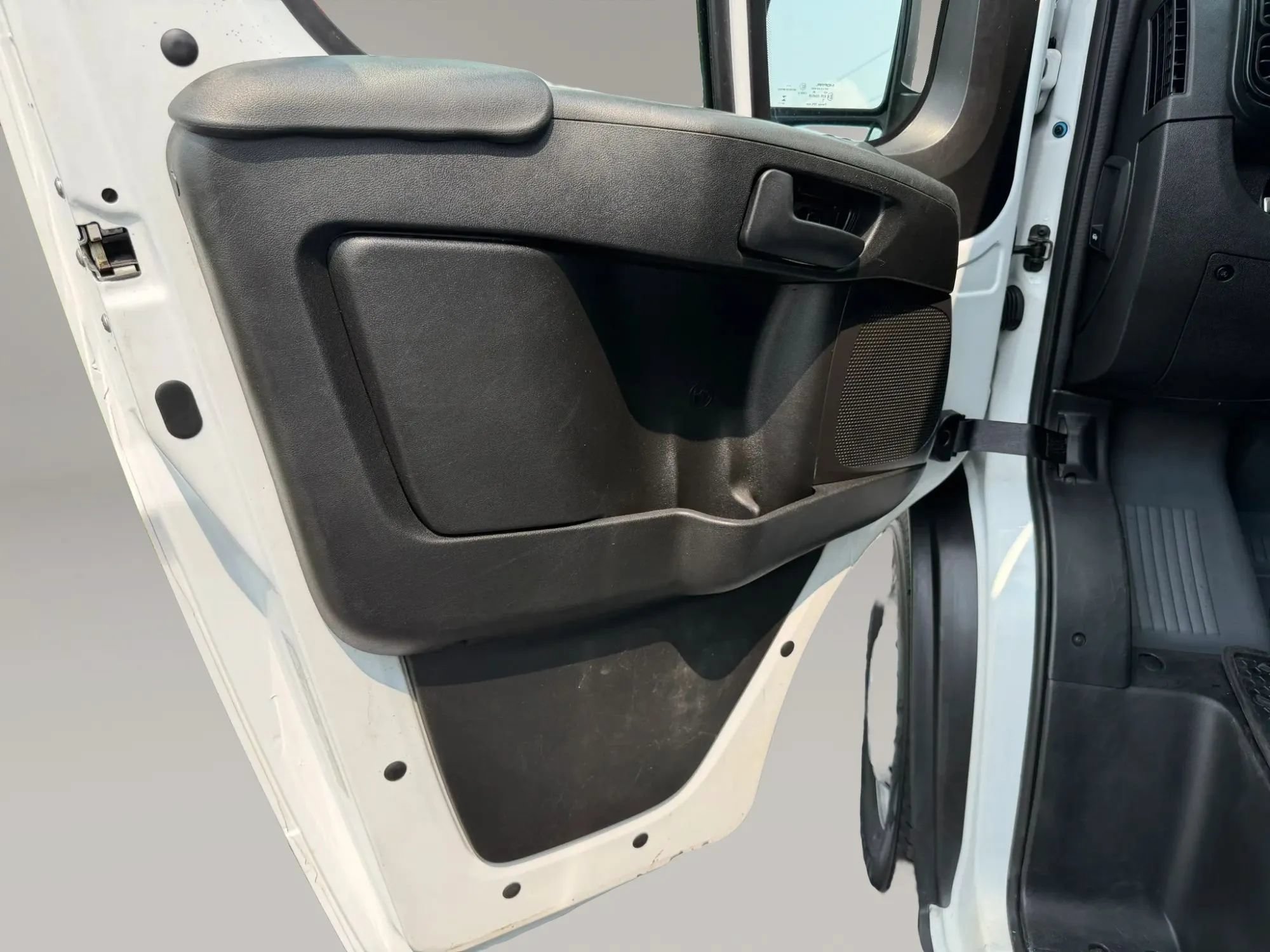 Used 2023 RAM ProMaster 2500 FWD image 16