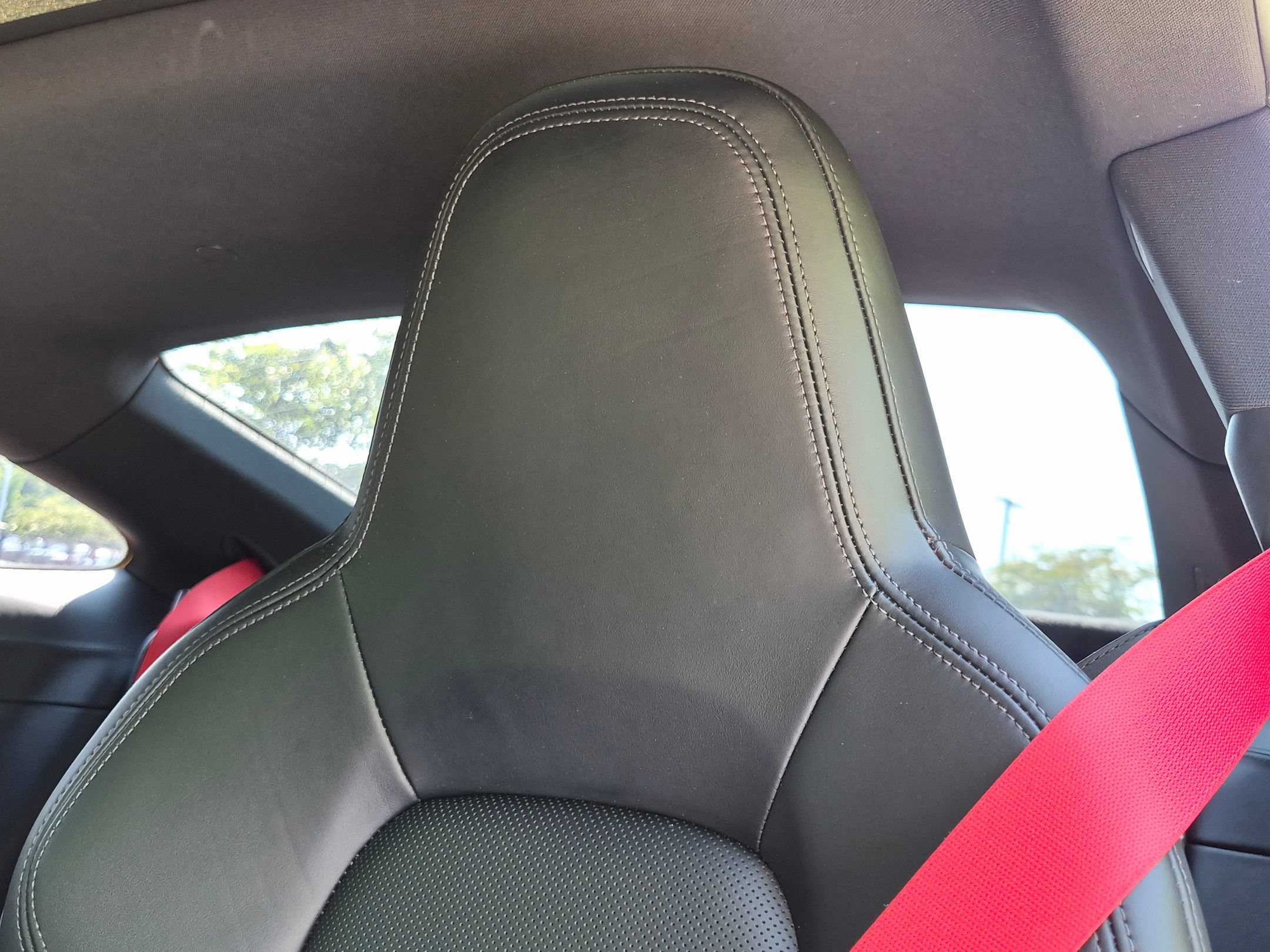 Certified 2021 Porsche 911 Carrera RWD image 6