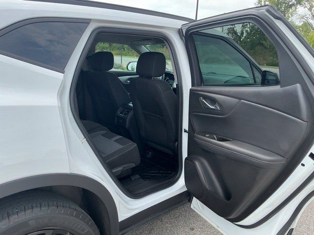 Used 2024 Chevrolet Blazer LT w/ Redline Edition FWD image 17