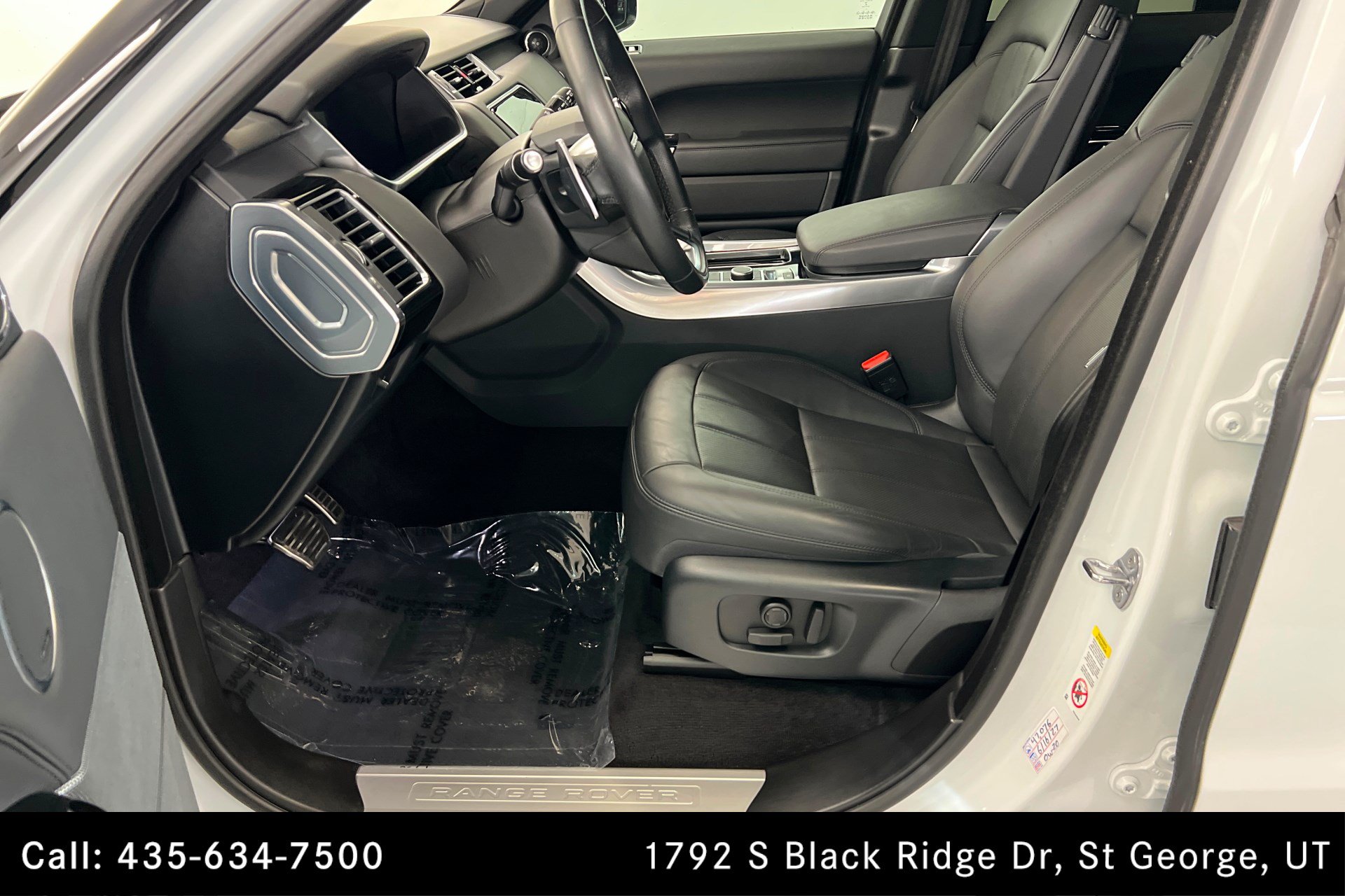 Used 2019 Land Rover Range Rover Sport Supercharged AWD/4WD image 17