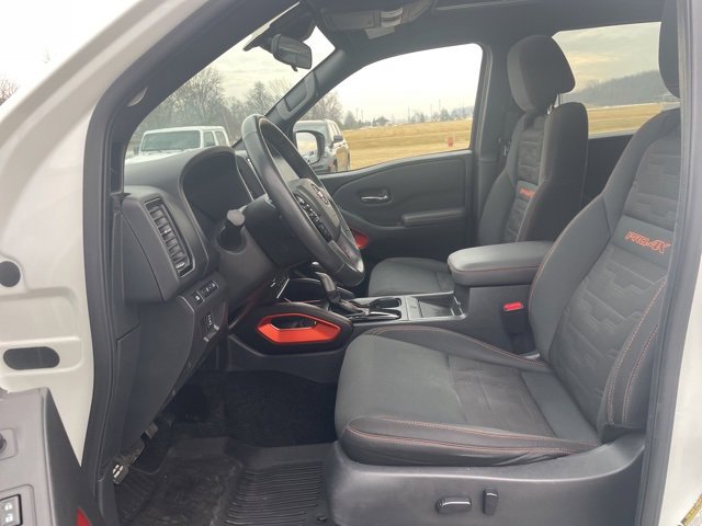 Used 2022 Nissan Frontier PRO-4X image 8