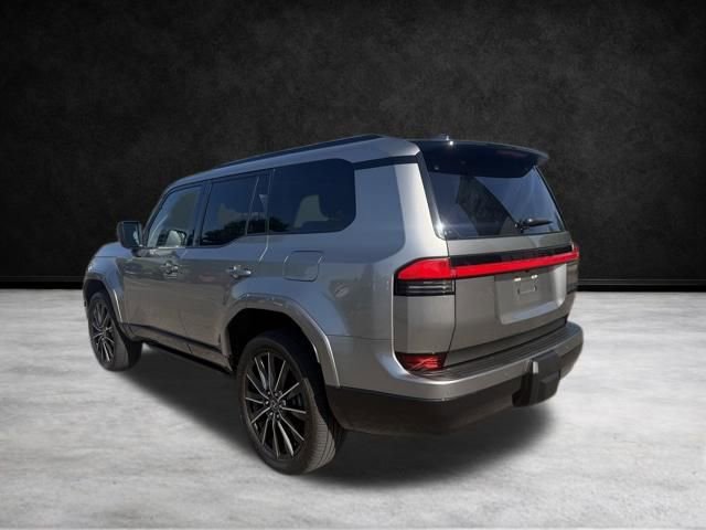 Used 2024 Lexus GX 550 w/ Accessory Package (2T) image 8