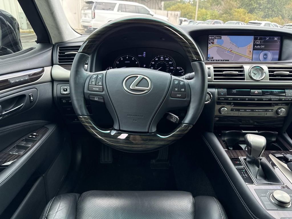 Used 2015 Lexus LS 460 L image 17