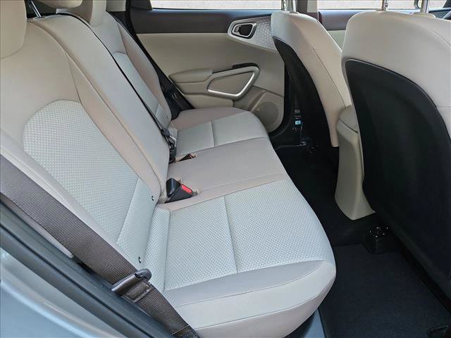 Used 2022 Kia Soul LX FWD image 19