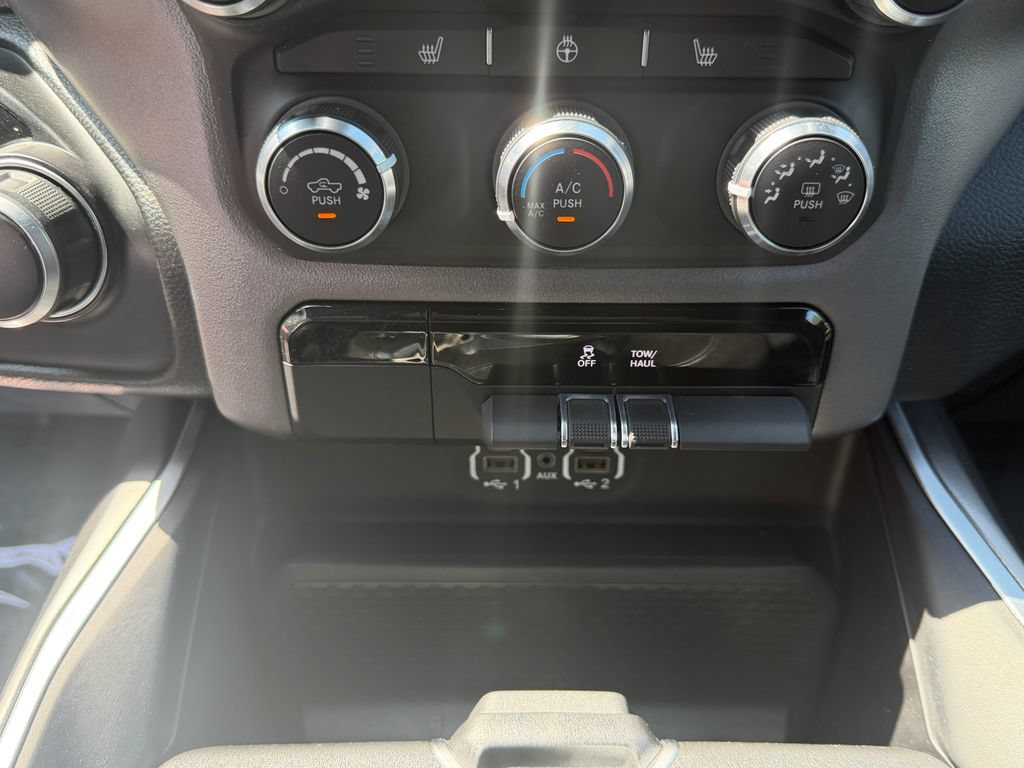 Used 2023 RAM 1500 Big Horn RWD image 27