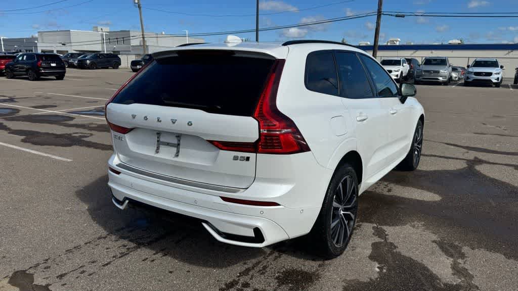 Used 2023 Volvo XC60 B5 Plus w/ Climate Package AWD/4WD image 5