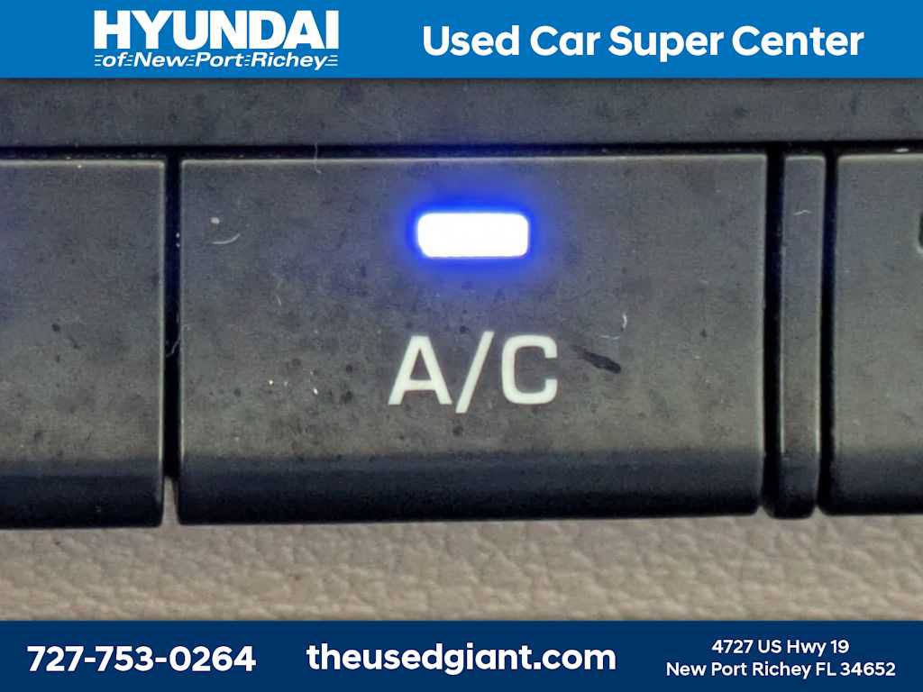 Used 2017 Hyundai Tucson Sport FWD image 25
