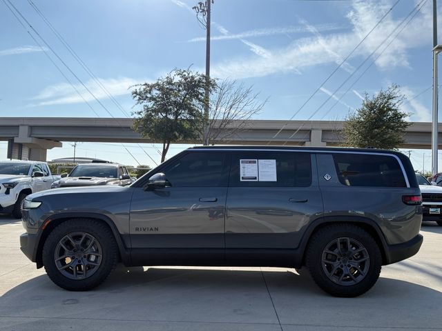 Used 2024 Rivian R1S Adventure image 4