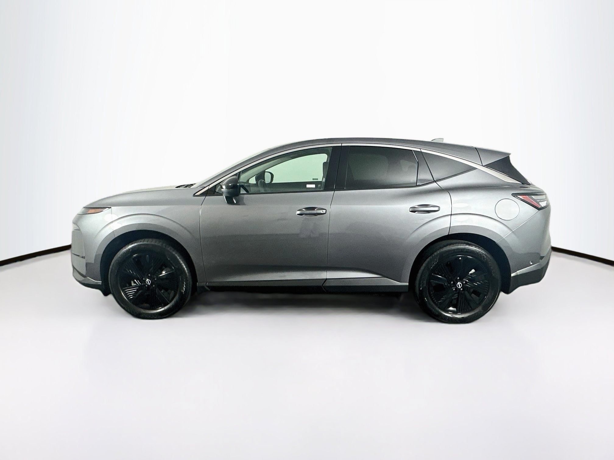 Used 2025 Nissan Murano SV FWD image 4
