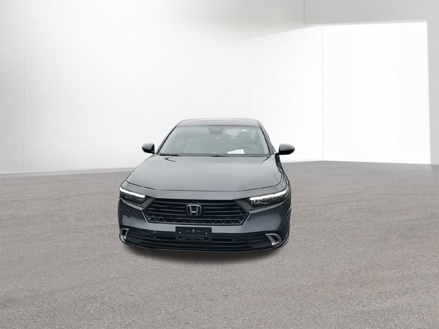 Used 2023 Honda Accord Touring image 3
