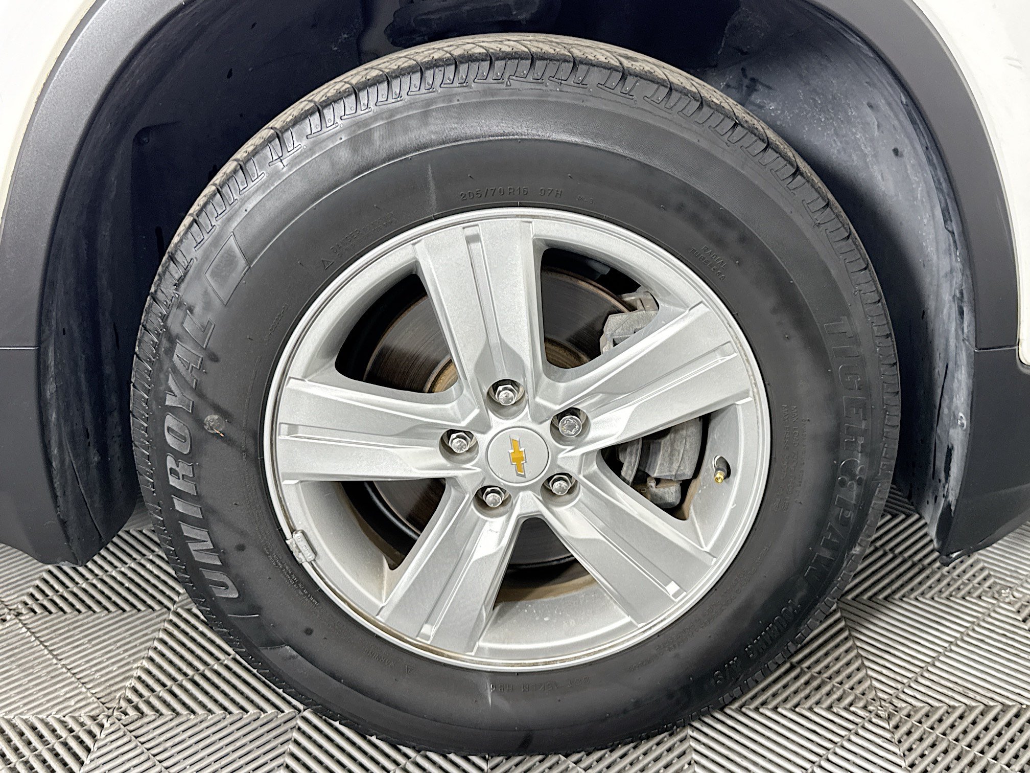 Used 2020 Chevrolet Trax LS FWD image 28
