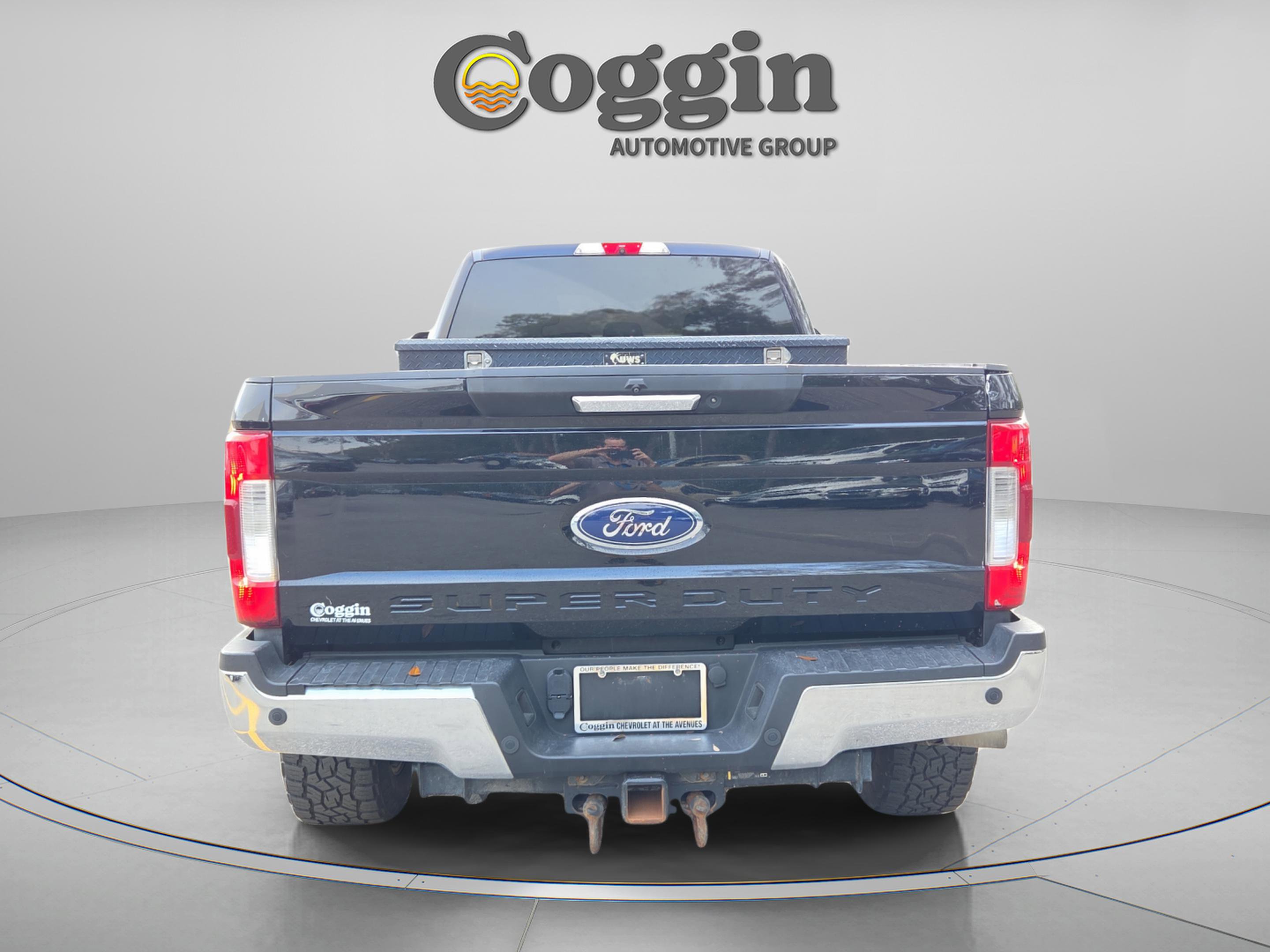 Used 2019 Ford F250 XLT w/ XLT Premium Package image 5