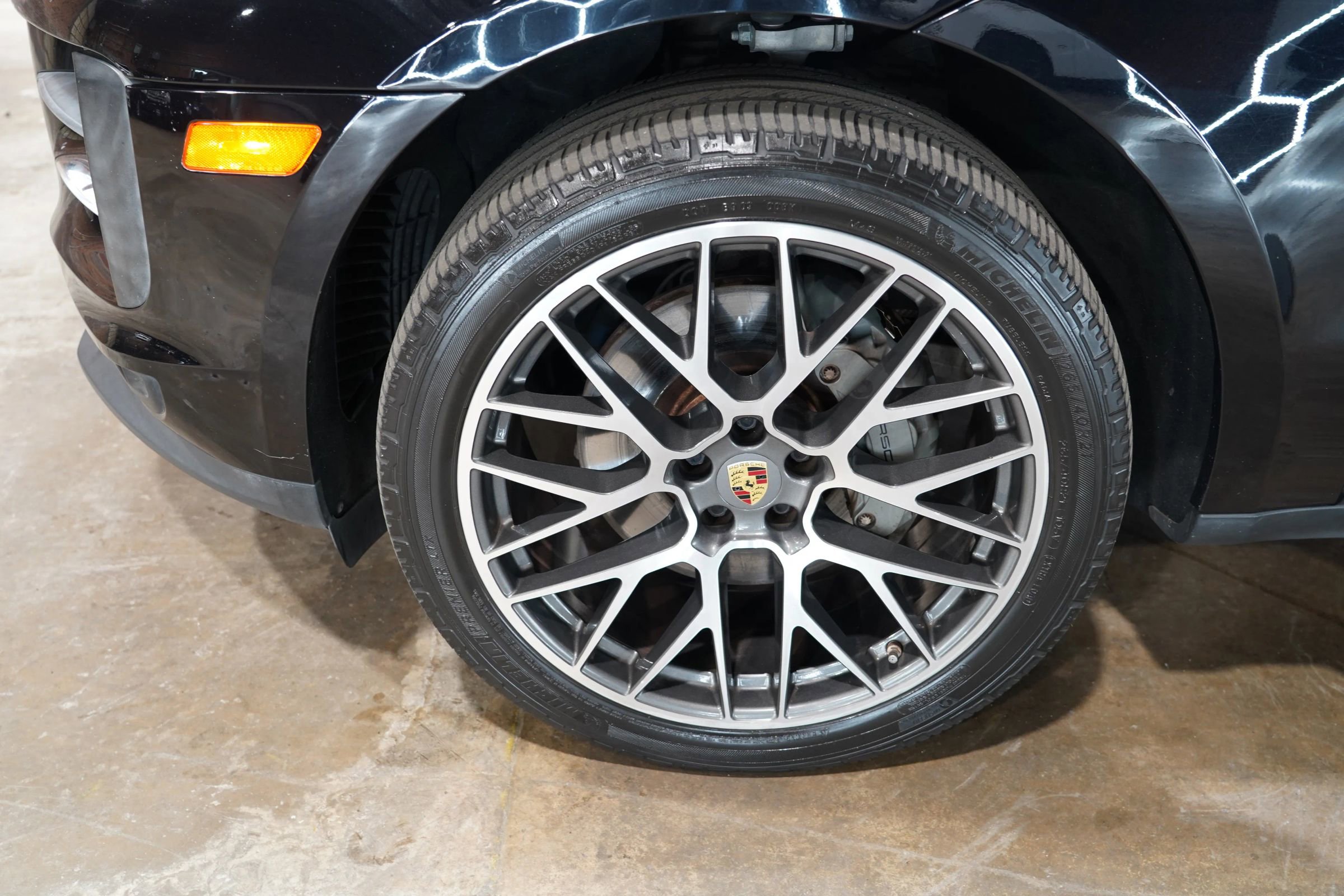 Used 2019 Porsche Macan S image 68