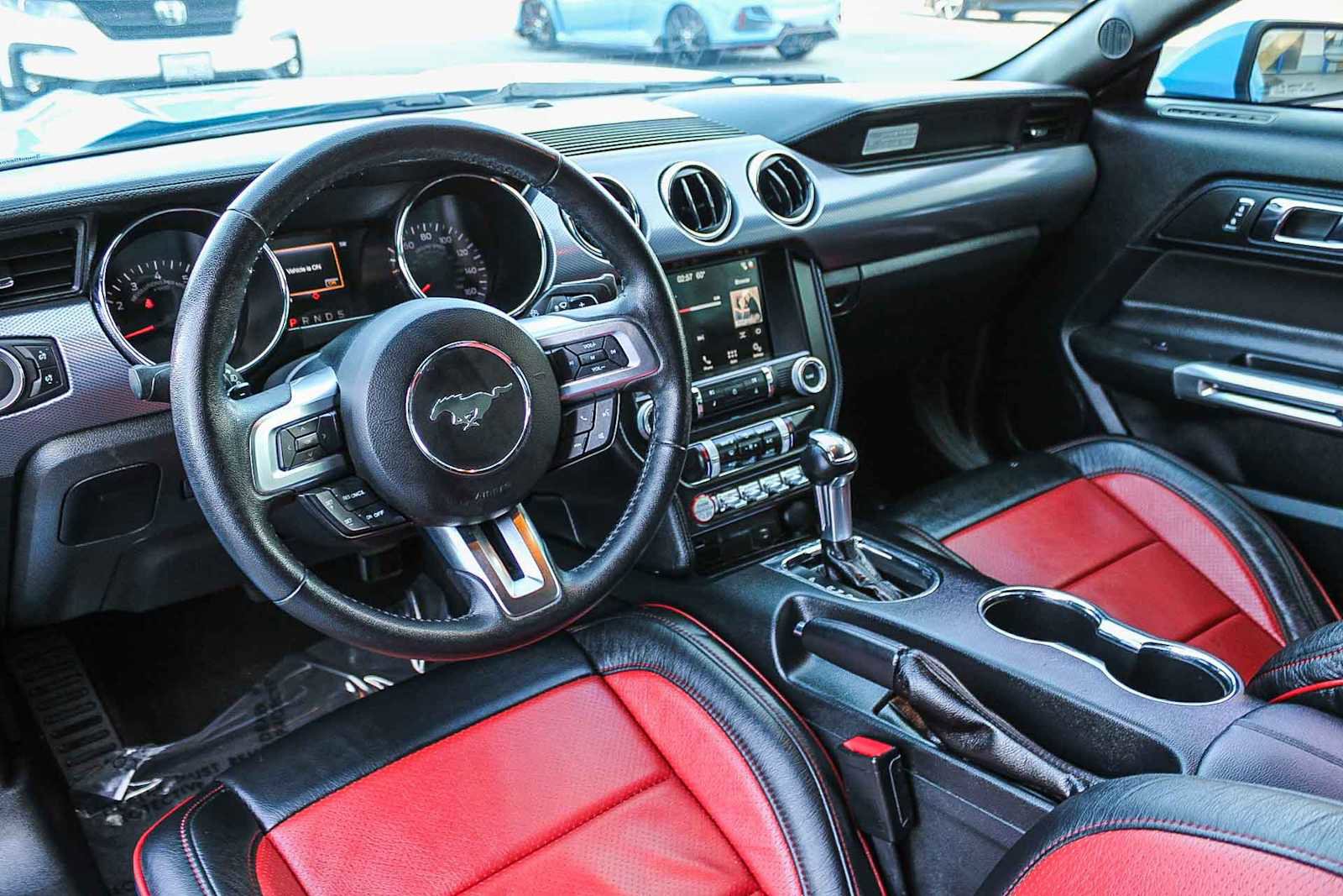 Used 2017 Ford Mustang GT RWD image 12