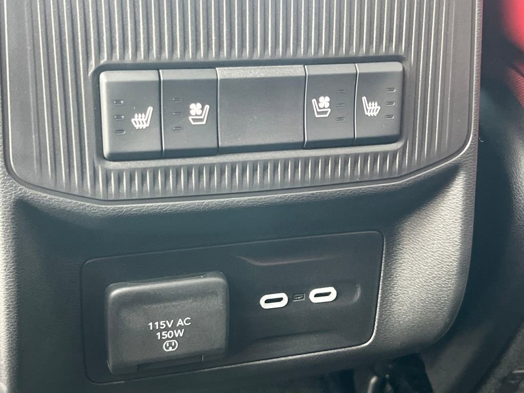 New 2025 Jeep Wagoneer S Launch Edition AWD/4WD image 23