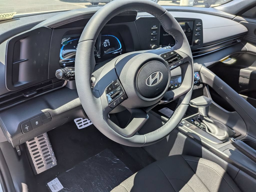 New 2026 Hyundai Elantra Sport FWD image 14