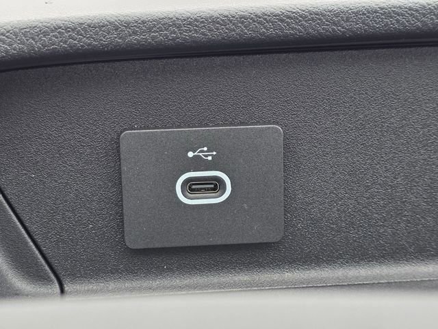 New 2026 Ford Transit 250 148 Medium Roof RWD image 12