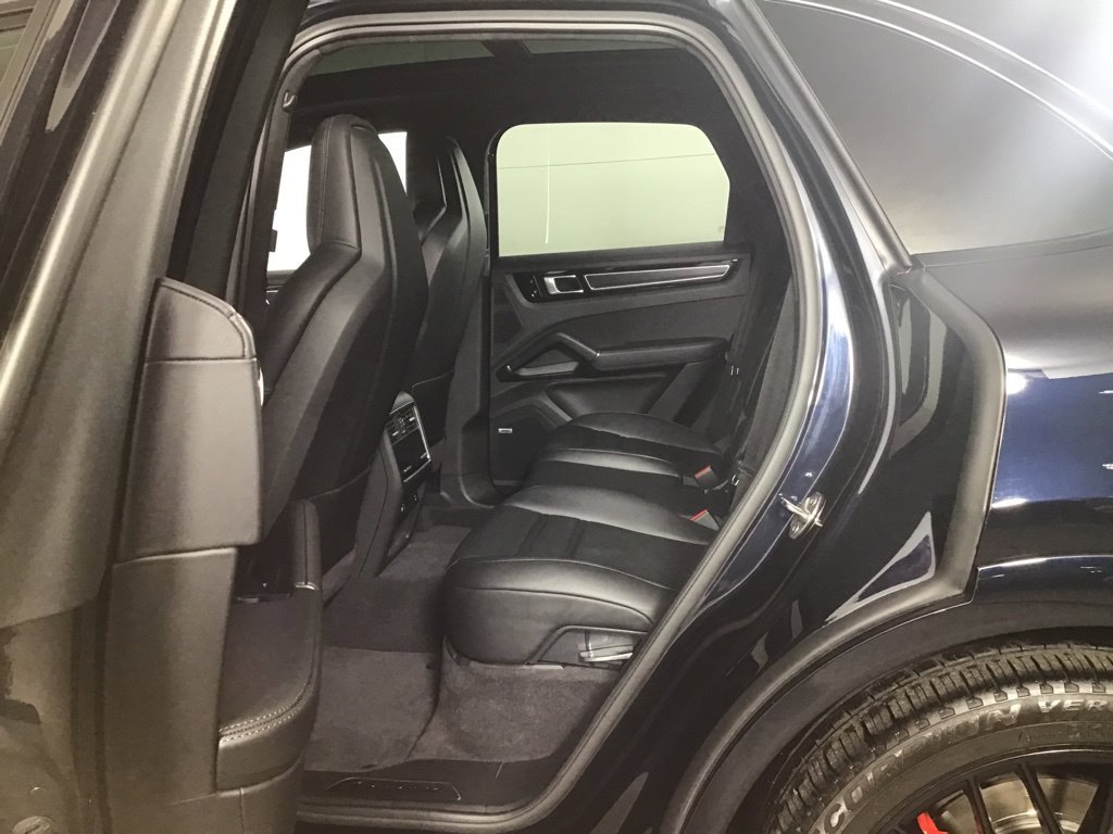 Certified 2021 Porsche Cayenne GTS AWD/4WD image 25