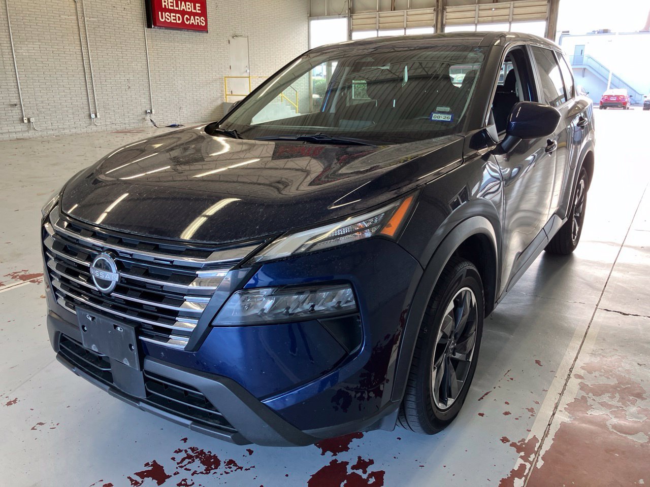 Used 2025 Nissan Rogue SV FWD image 6