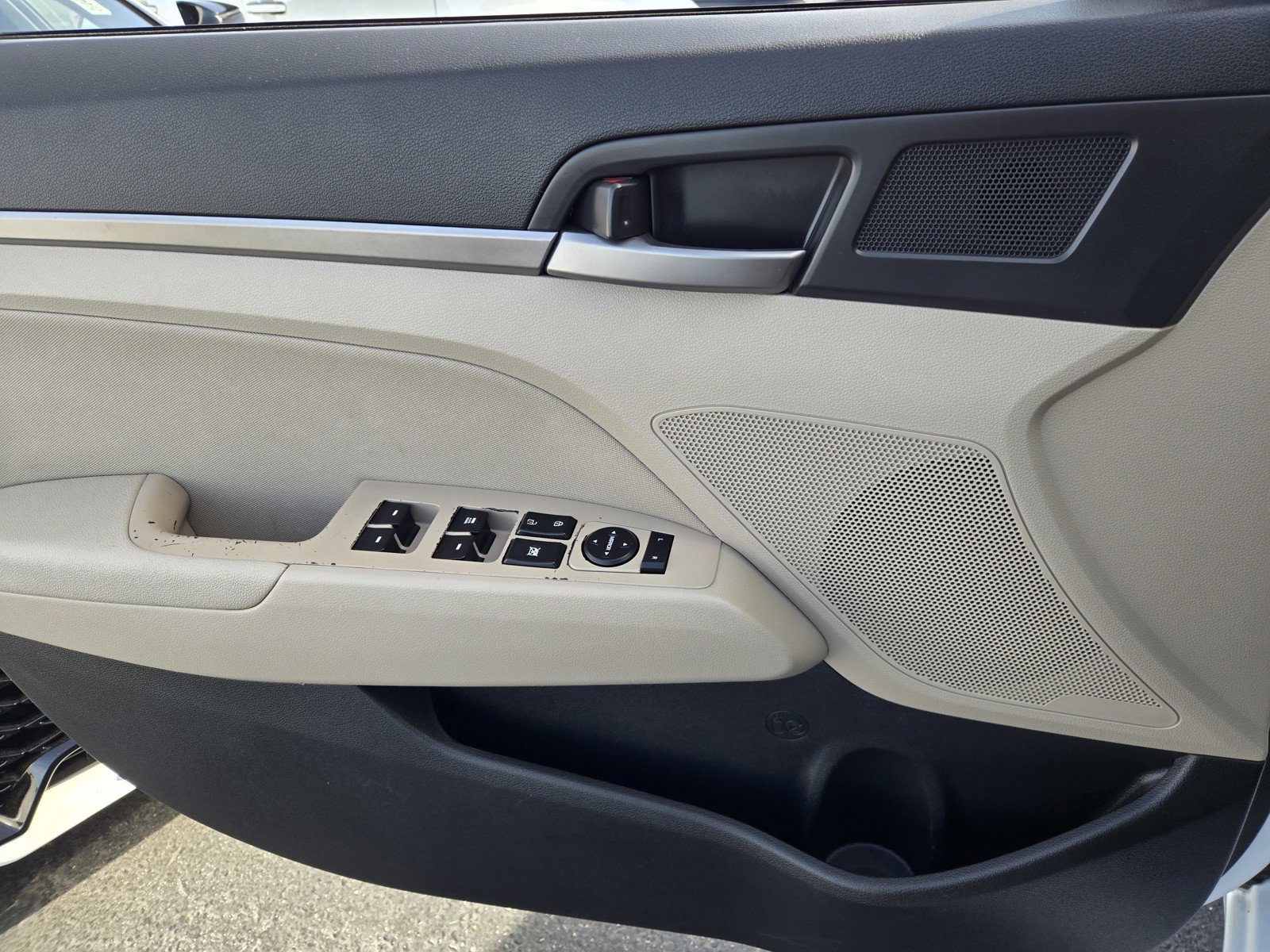 Used 2018 Hyundai Elantra SEL image 24