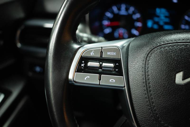 Used 2022 Kia Telluride LX image 27