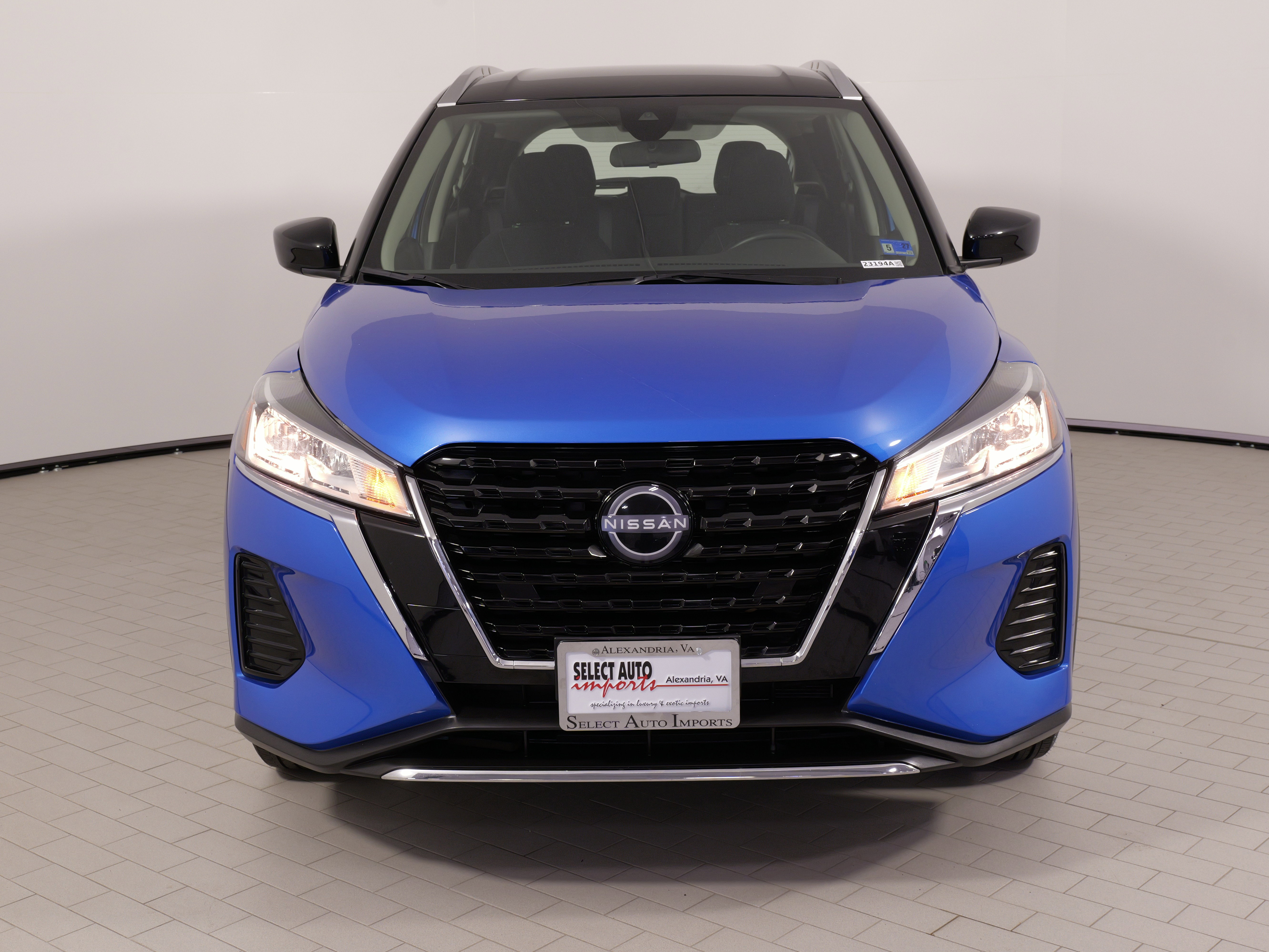 Used 2023 Nissan Kicks SV FWD image 4