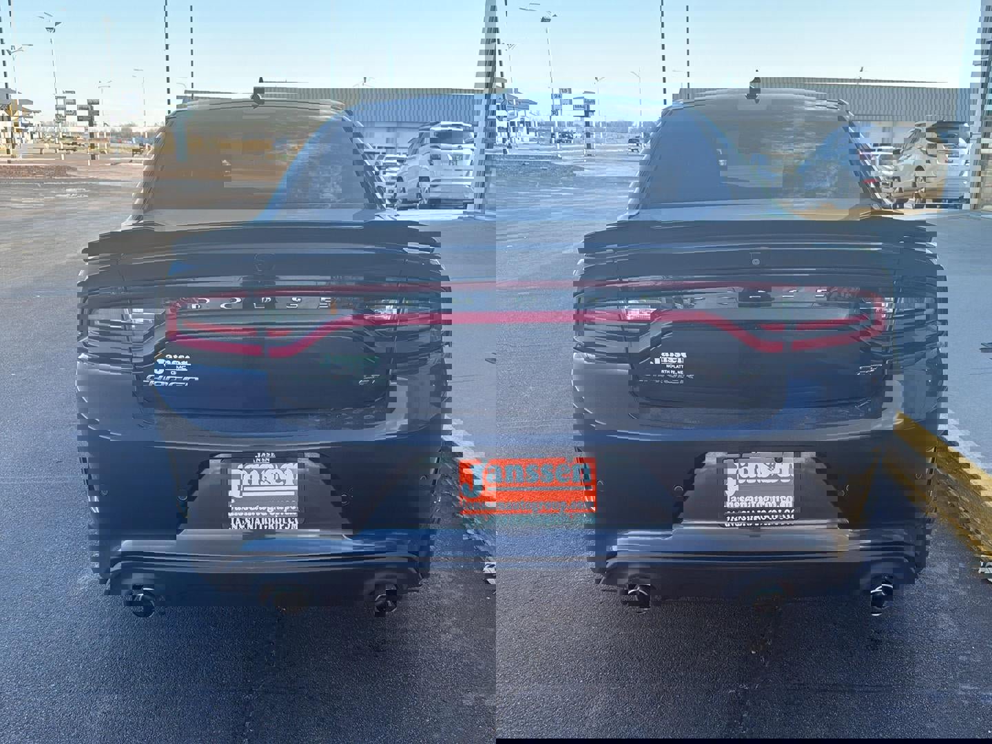 Used 2019 Dodge Charger GT image 3