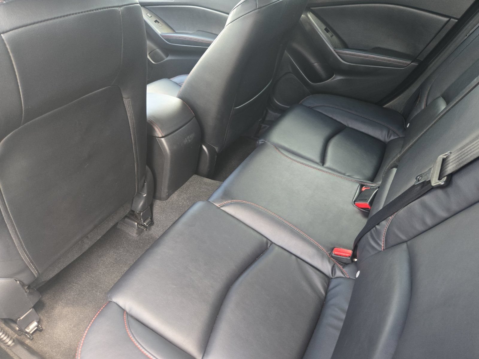 Used 2015 MAZDA MAZDA3 i Grand Touring FWD image 11